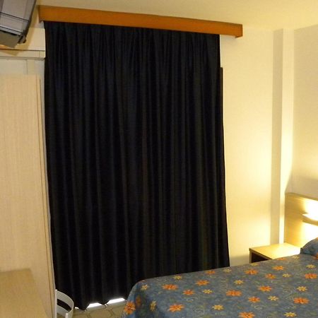 Hotel Santa Cruz Lignano Sabbiadoro Bagian luar foto