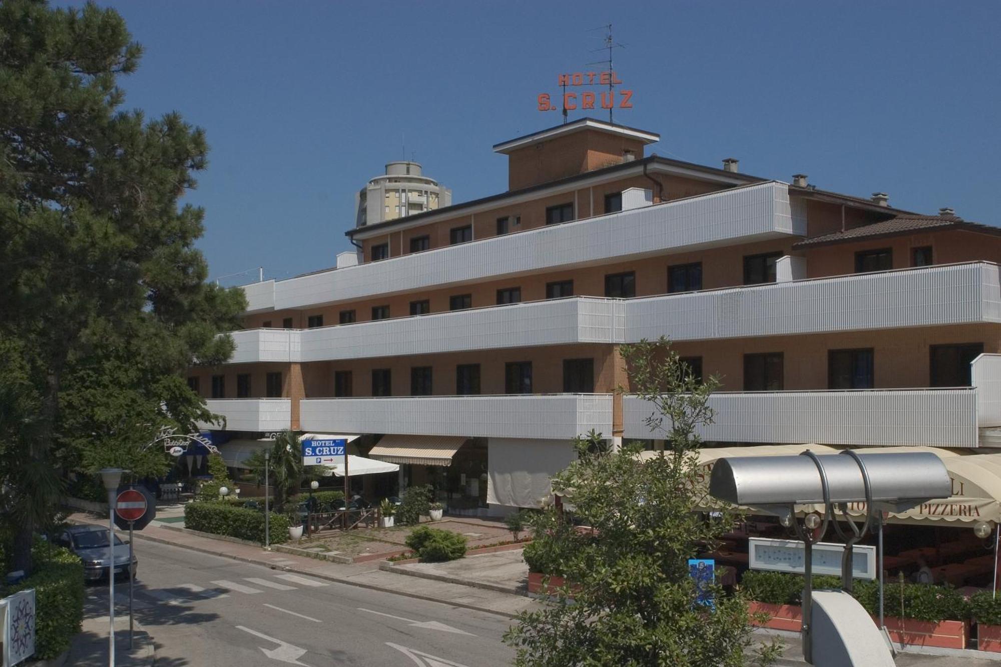 Hotel Santa Cruz Lignano Sabbiadoro Bagian luar foto